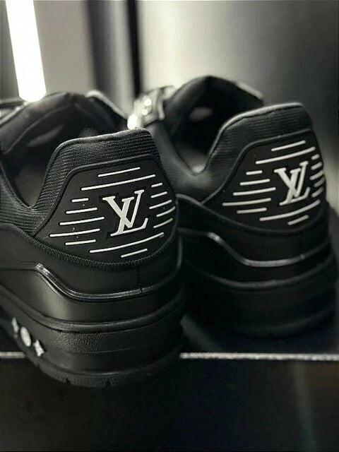 Louis Vuitton Trainer Black + Brinde Exclusivo