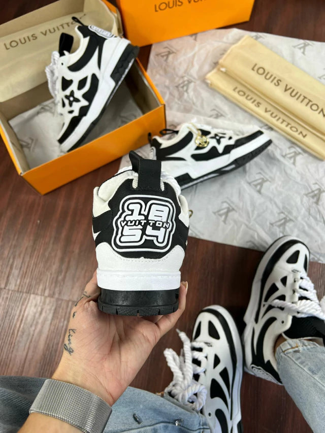 Louis Vuitton Branco e Preto + Brinde Exclusivo