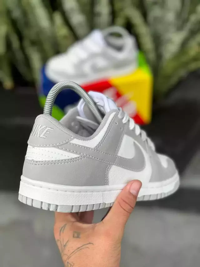 Dunk Low Cinza + Binde Exclusivo